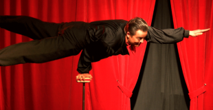 acrobaties et jonglages
