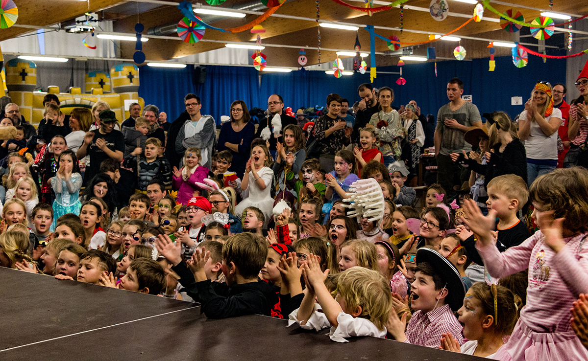 Arbre de Noël clé en main pour CSE et Association !