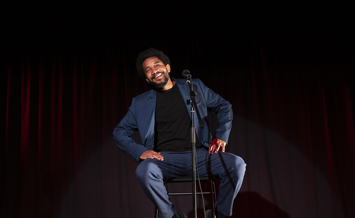 Humoriste pour Arbre de Noël CSE, COS, CCAS et Association !