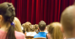 Spectacle enfants pour Arbre de Noël CSE, COS, CCAS et Association !