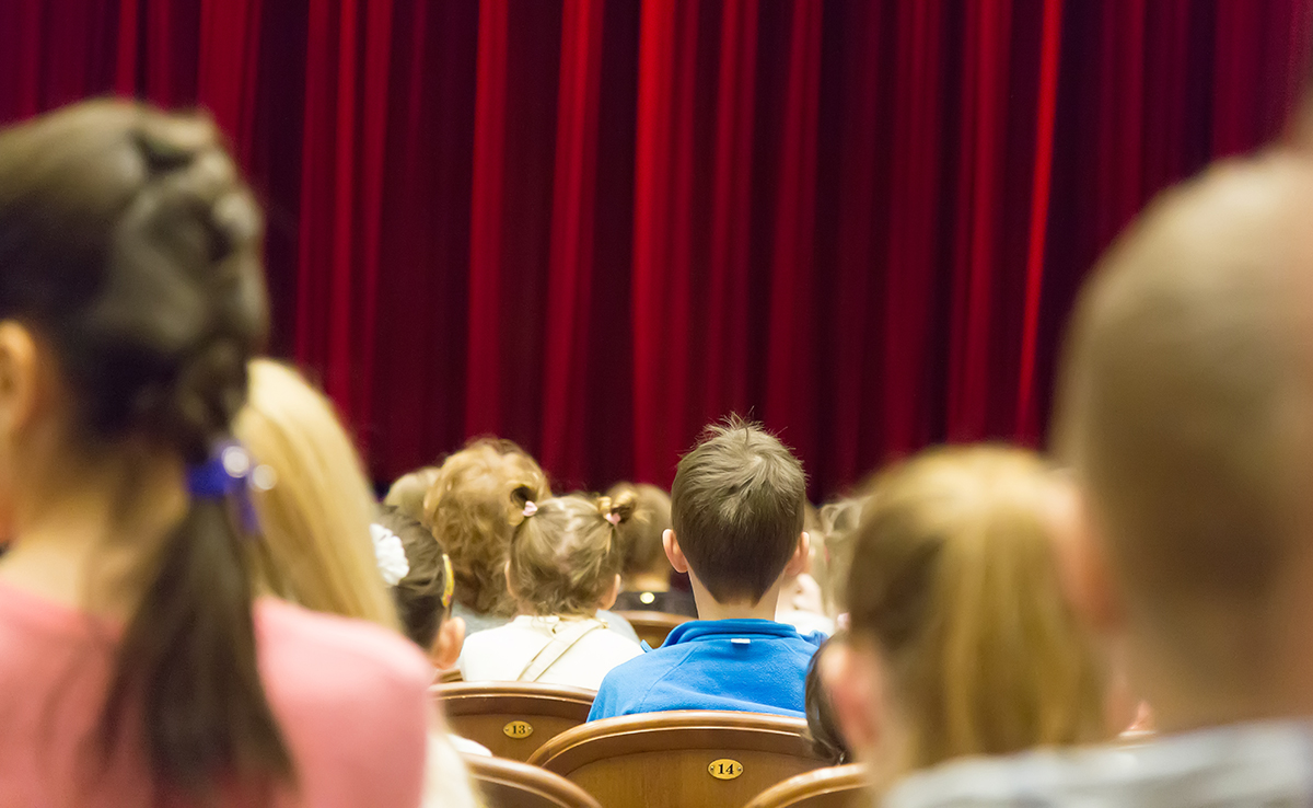 Spectacle enfants pour Arbre de Noël CSE, COS, CCAS et Association !