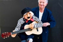 Ventriloque en spectacle de Noël