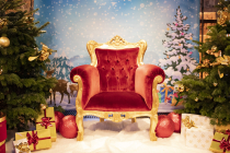 Arbre de noël dans dans une salle externe